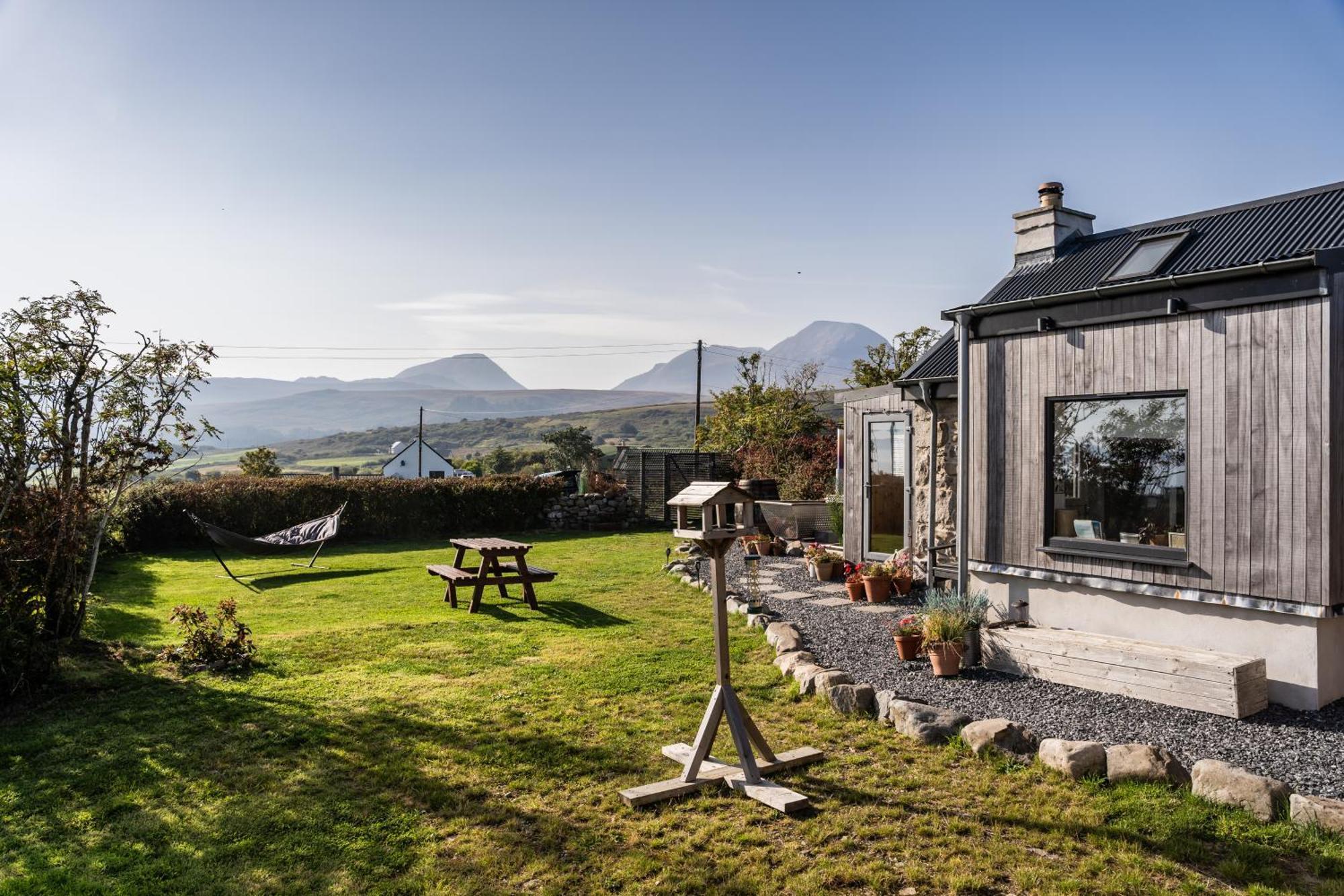 Jura, Mrs Leonard'S Cottage Craighouse Bagian luar foto